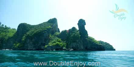 โปรแกรมทัวร์กระบี่ ทะเลแหวก เกาะปอดะ หาดไร่เลย์ หมู่เกาะพีพี อ่าวมาหยา ถ้ำไวกิ้ง เกาะไม้ไผ่ สระมรกต น้ำตกร้อน 4 วัน 2 คืน (Van)