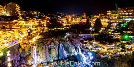 ทัวร์จางเจียเจี้ย เขาเทียนเหมินซาน (ชมไฟกลางคืน) ฟูหรงเจิ้น ฟ่งหวง ฉางซา 6 วัน 5 คืน (SL)